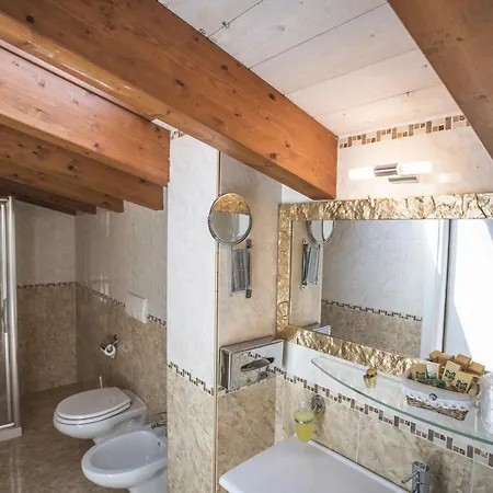Hotel Borgo Dei Poeti Romantik 4*